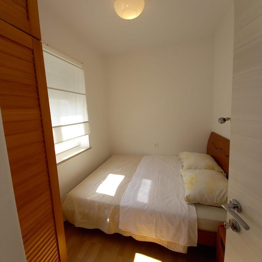 Apartmani Pajalic Krk Town Exterior foto