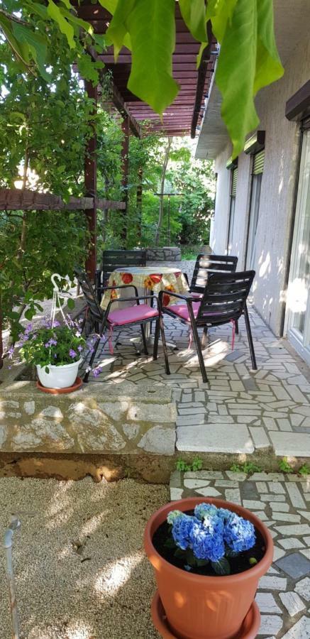 Apartmani Pajalic Krk Town Exterior foto